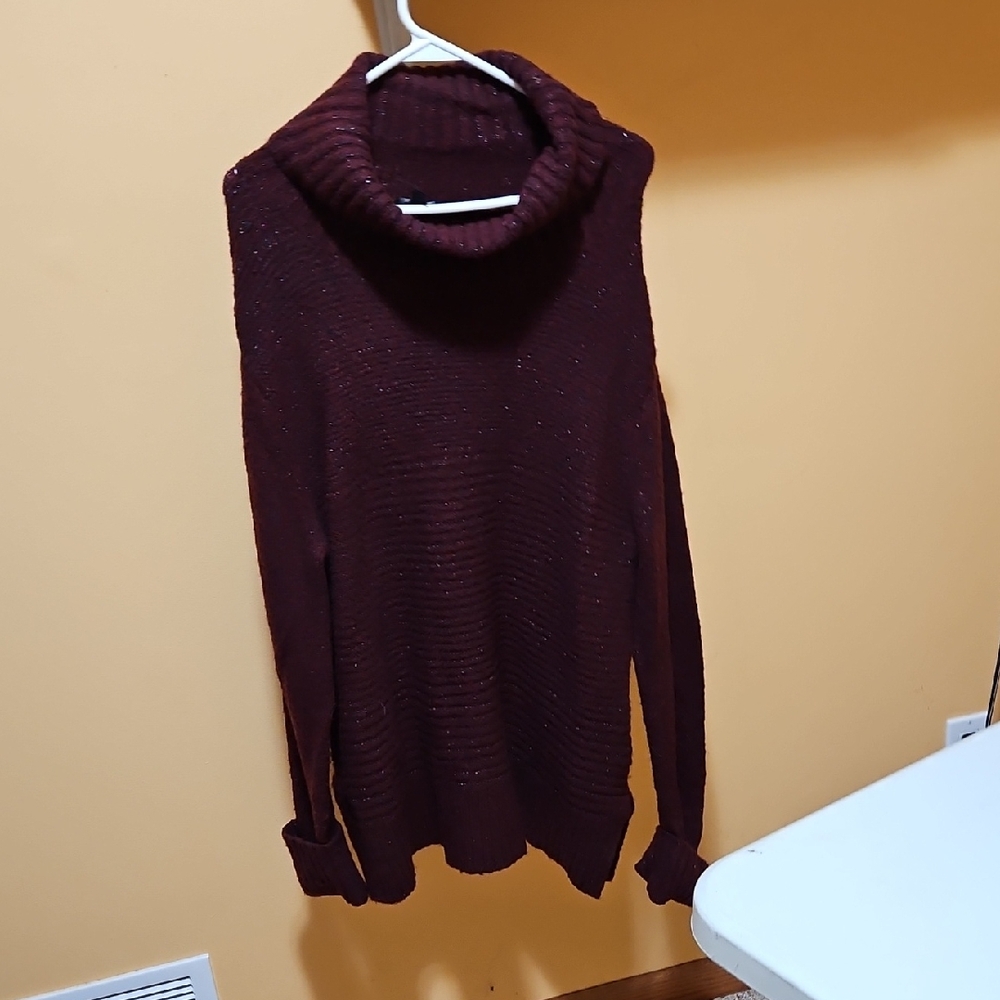 Simply Vera Burgundy Women's Sweater